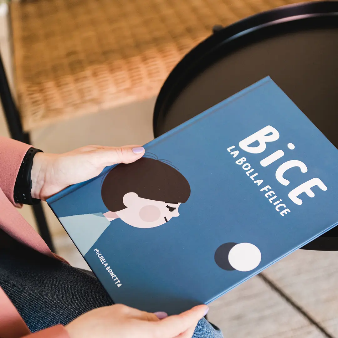 Libri con illustrazioni | June Graph