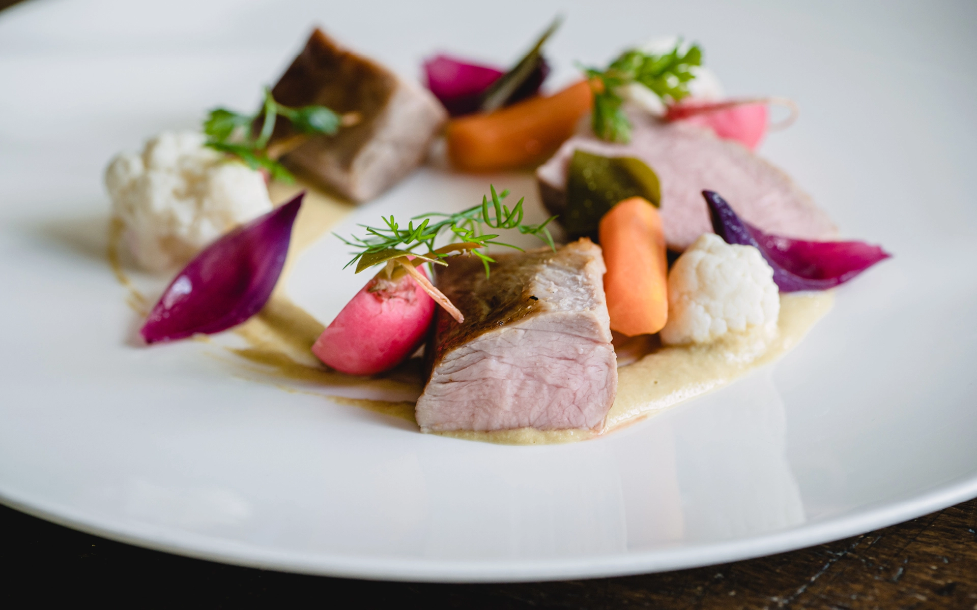 Dettagli del nuovo sito per hotel realizzato per Cappuccini Resort | June Graph